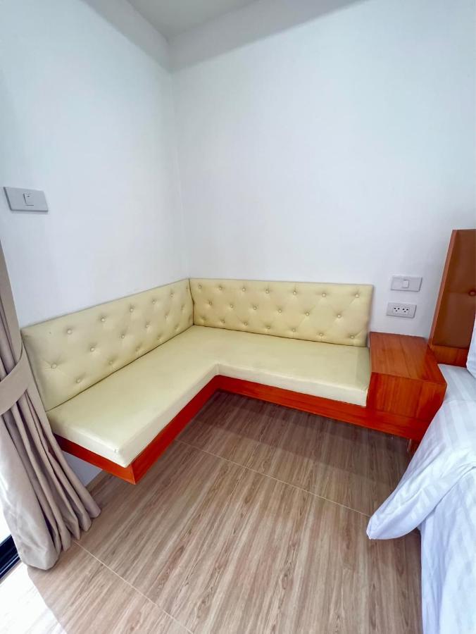 The Lodge Pattaya Extérieur photo